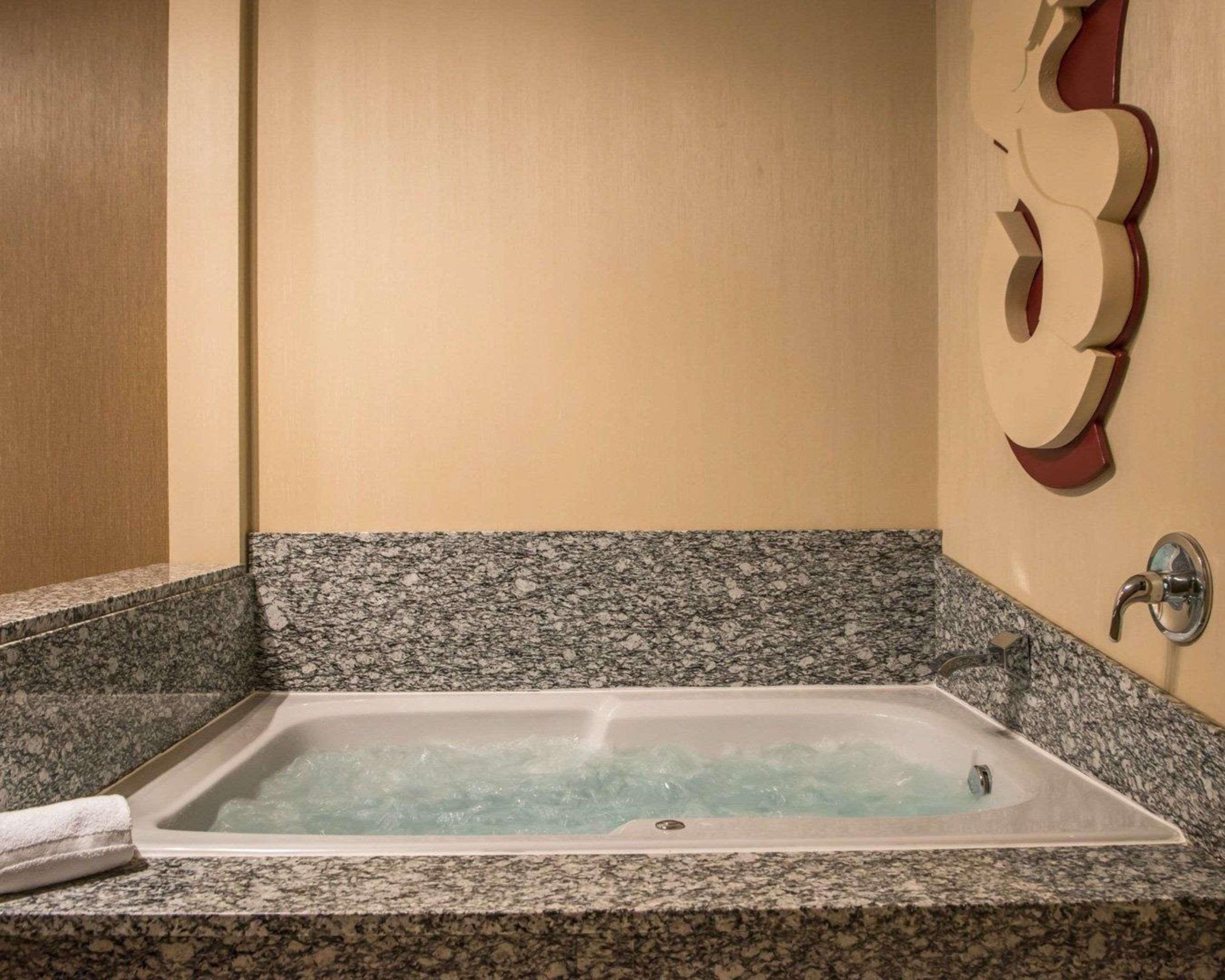 Comfort Suites Monroeville Dış mekan fotoğraf
